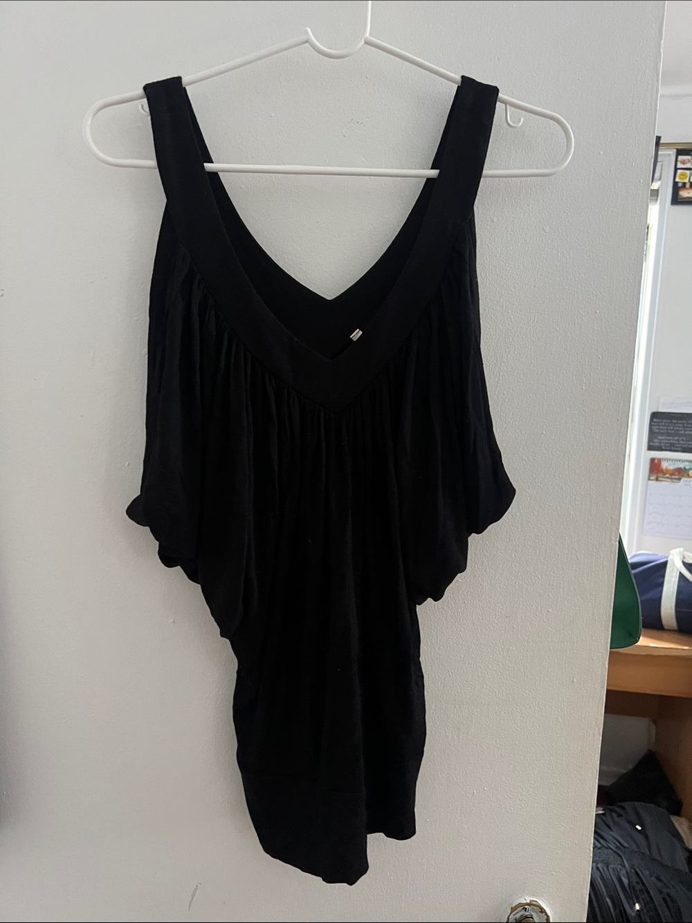 Women's Black V-Neck Sleeveless Top